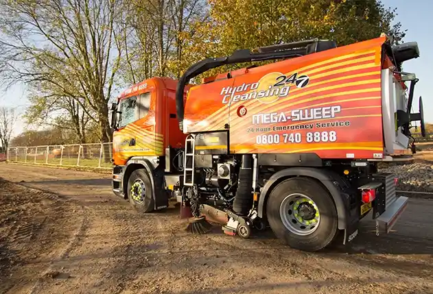 Road sweeping service 3